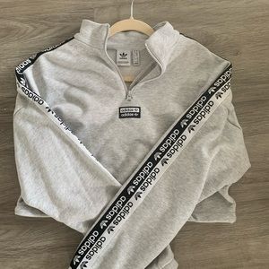 Adidas cropped ¼ zip